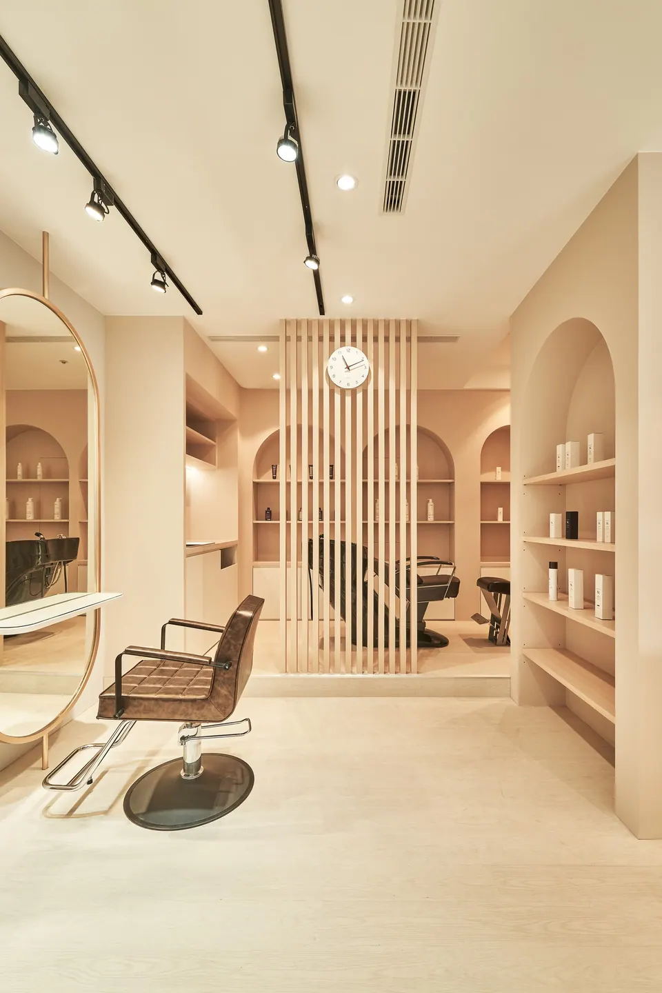 CHLOE’依SALON｜桃園・中壢 室內設計作品照片 14