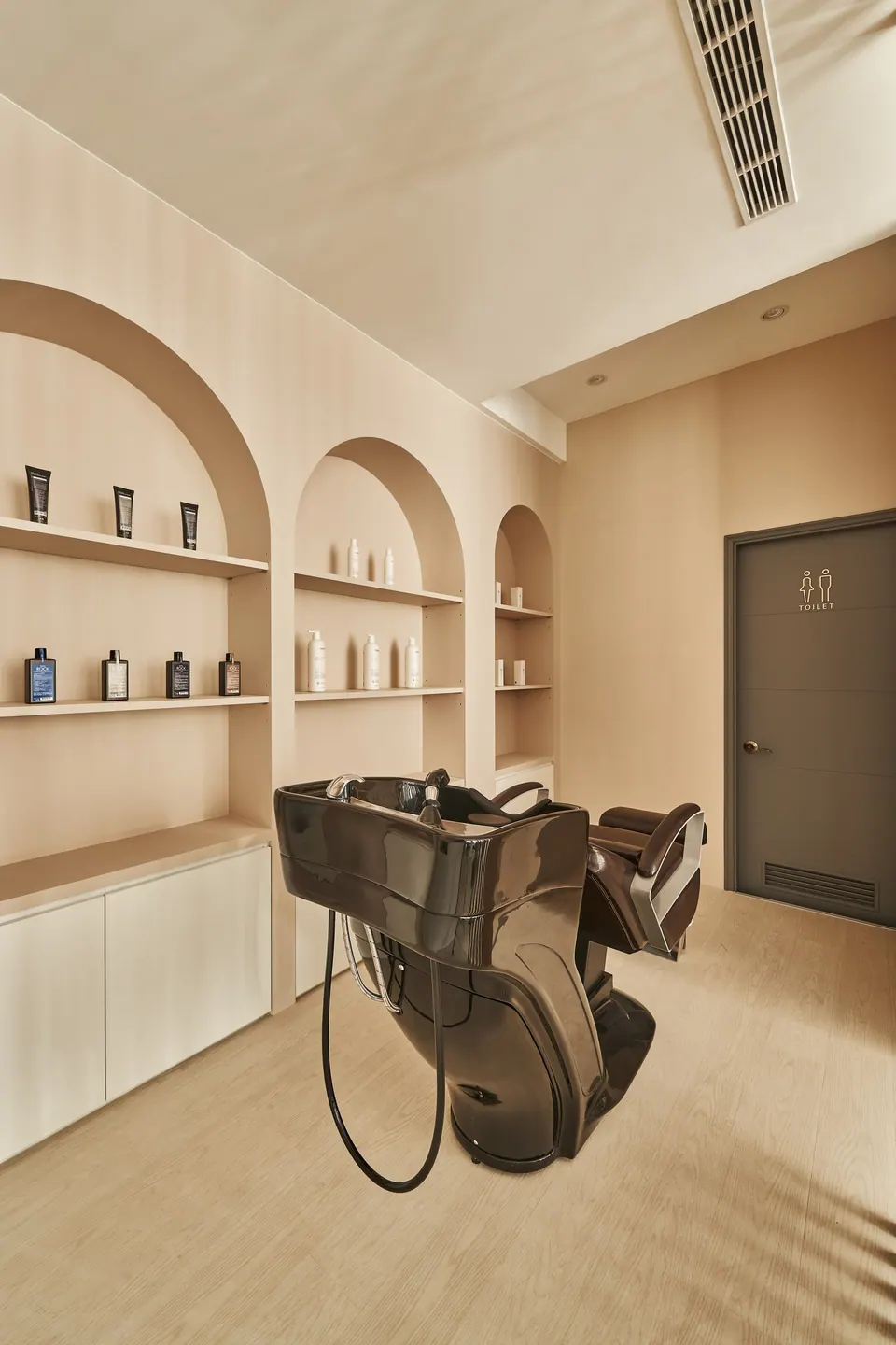 CHLOE’依SALON｜桃園・中壢 室內設計作品照片 3